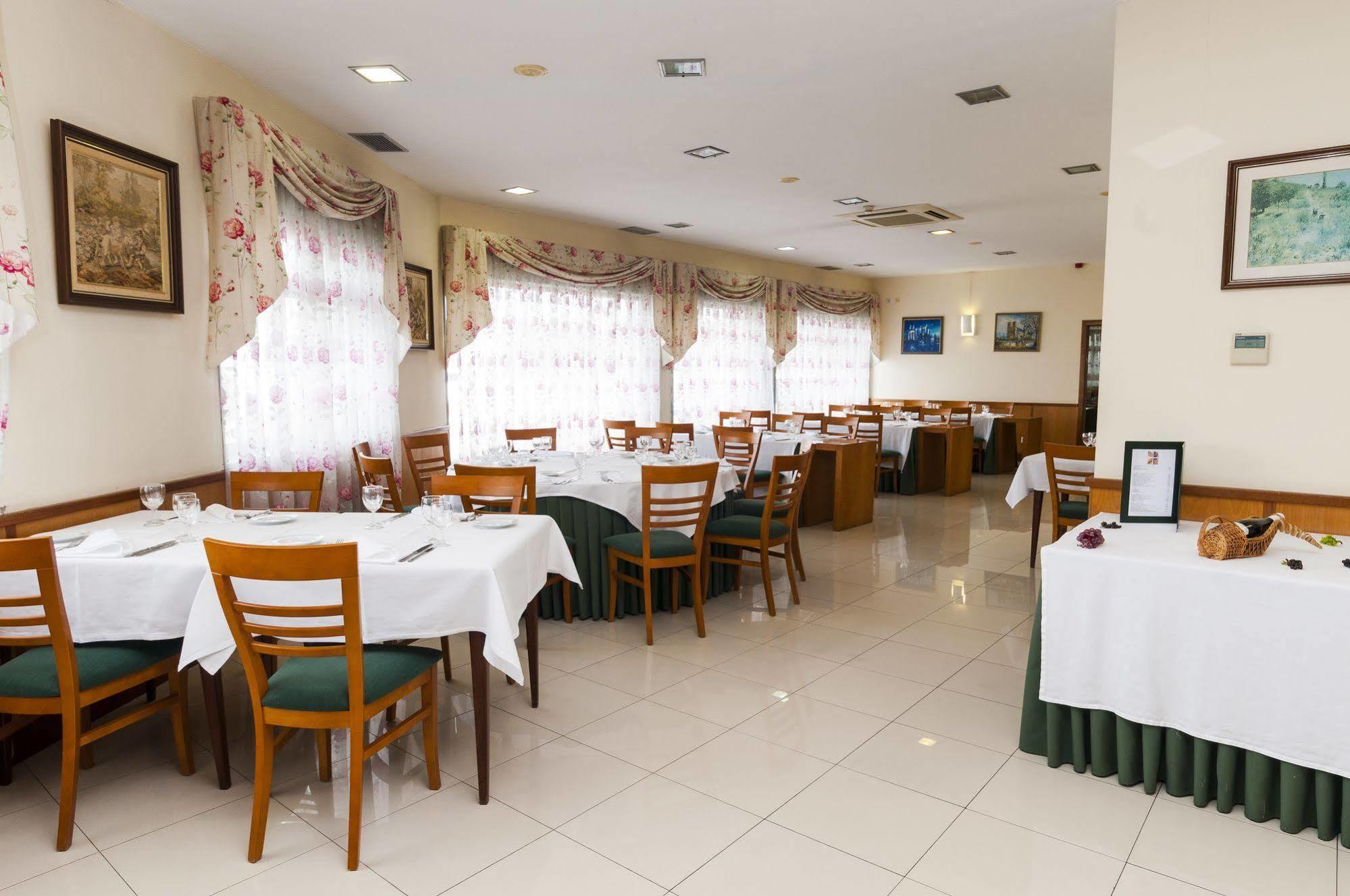 Agua Hotels Nelas Parq ภายนอก รูปภาพ